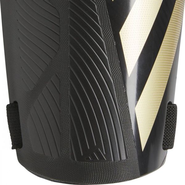 Fotbalový chránič Adidas Tiro SG TRN, černo-zlatý