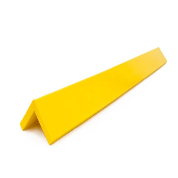 Ochranný rohový nárazník. Tvar L. Rozměry 1000 mm, 80x80 mm. Ochranný rohový nárazník. Tvar L. Rozměry 1000 mm, 80x80 mm.